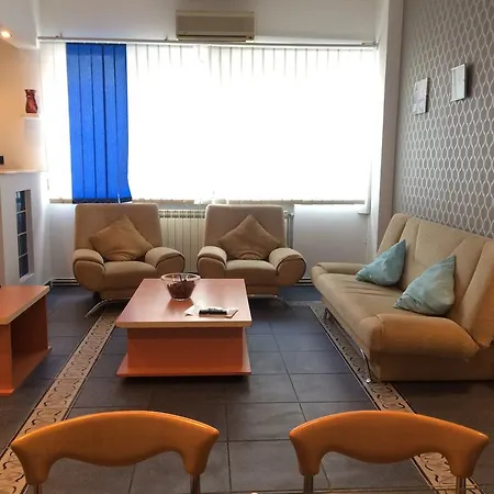 Lägenhet Center University Apt *